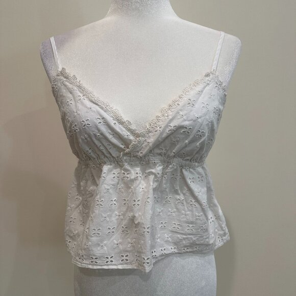 Abound White Flowery Crop Top - Picture 1 of 10